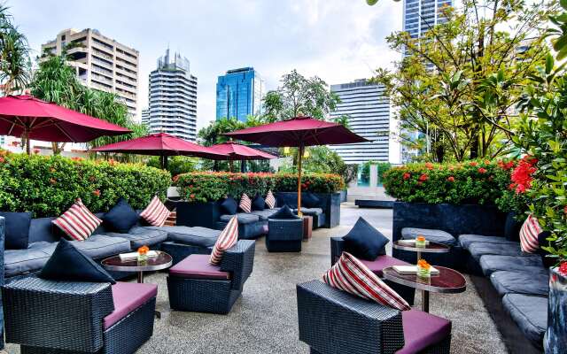 Park Plaza Bangkok Soi 18