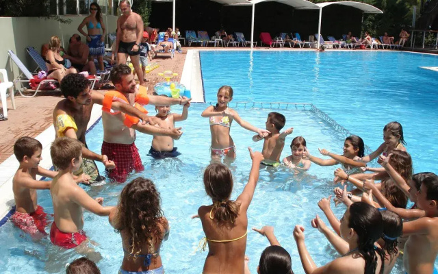 Club Agia Anna Summer Resort