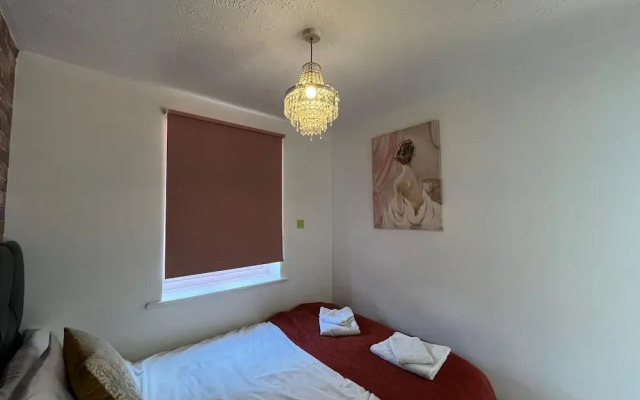 Stunning 1 Bedroom Apartment in Dagenham