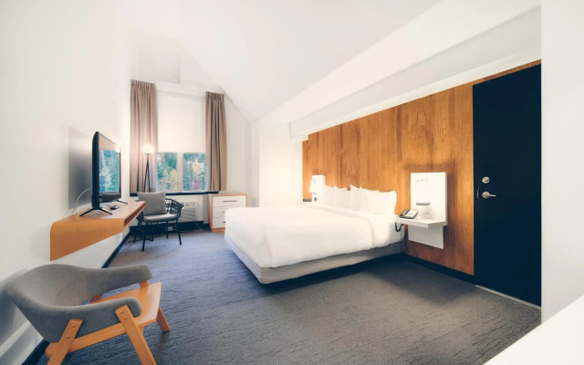 Aava Whistler Hotel