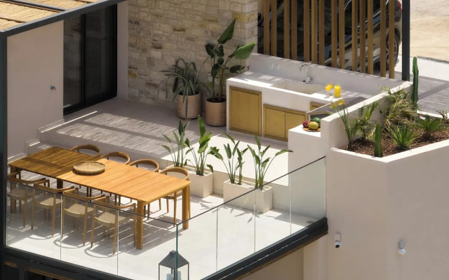 The Nook -luxury Living at the Edge of Tranquility