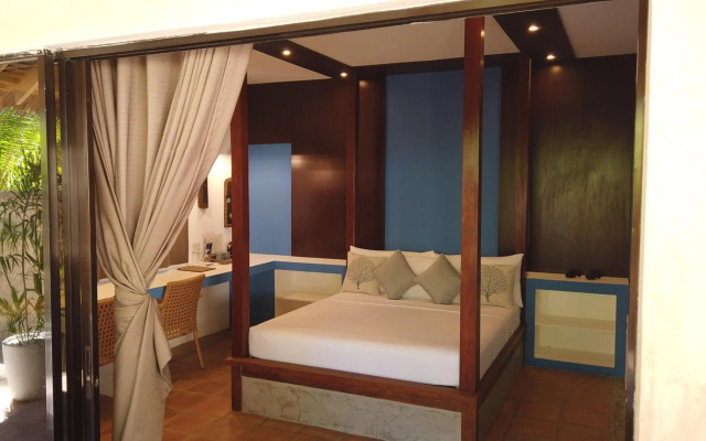 El Nido Mahogany Beach