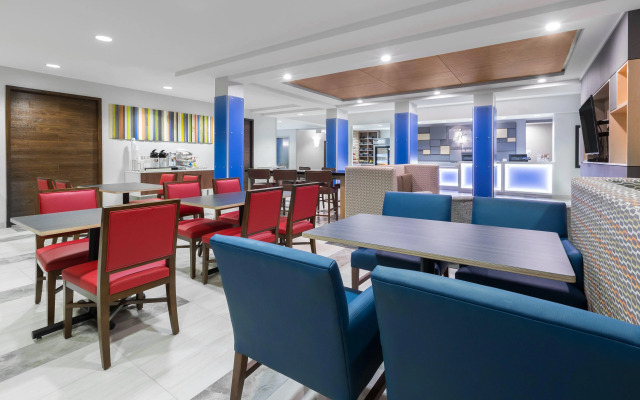 Holiday Inn Express Hotel & Suites Eugene Downtown-University by IHG