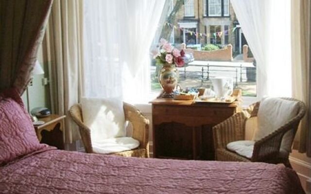 Airedale Guest House