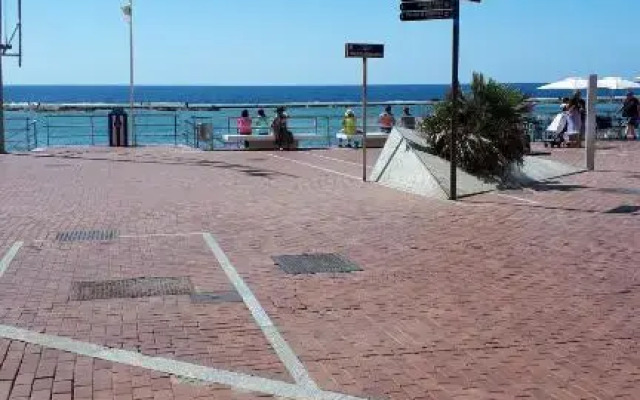Apartamento amplio Canary Style, 1ªLinea Playa Canteras