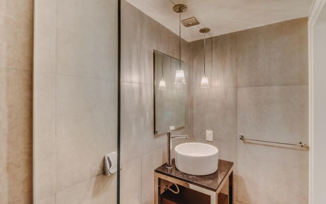 Oceana Suites Yoo Suite 305