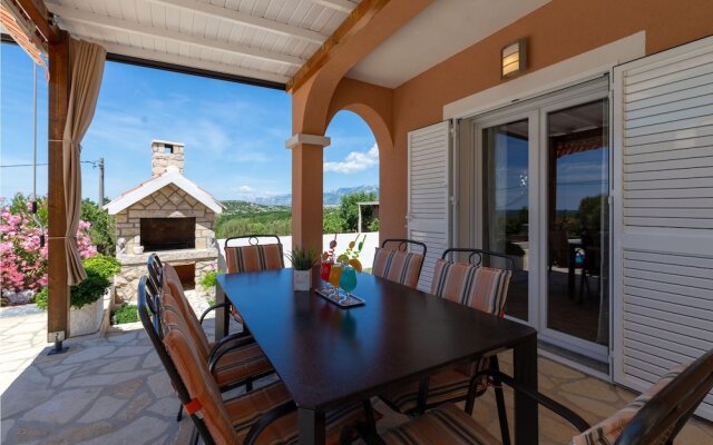 Amazing Home in Krusevo With Wifi and 2 Bedrooms