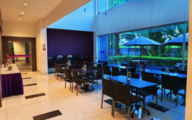 Hotel Tilamas Juanda
