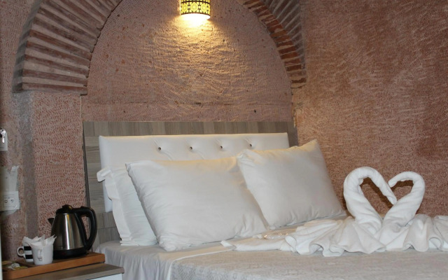 Ararat Hotel