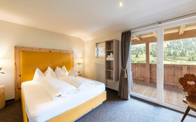 Berghotel Jochgrimm - Your hoome in the Dolomites