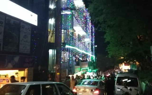 Pak Guest House