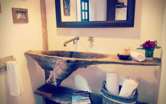 Biribandos Rooms by Trancoso House