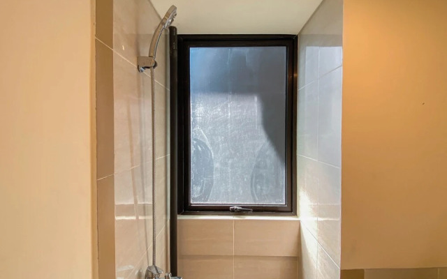 Warm And Cozy 2Br Meikarta Apartment