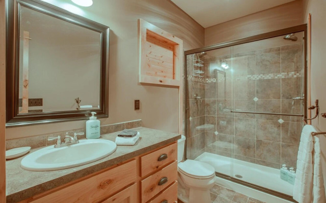 River Lodge in Plain