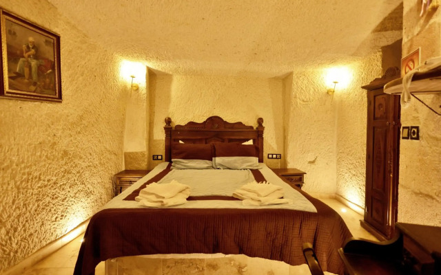 Travel Inn Cave Hotel