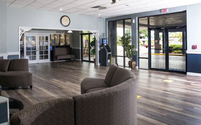 Days Inn by Wyndham Stuart