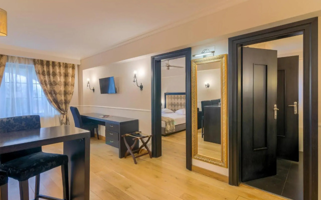 Rizzo Boutique Hotel