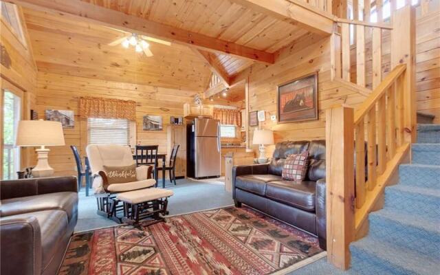 Hibernation Station - Three Bedroom Cabin