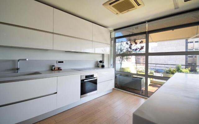 Hidesign Athens Art Loft Penthouse Acropolis View