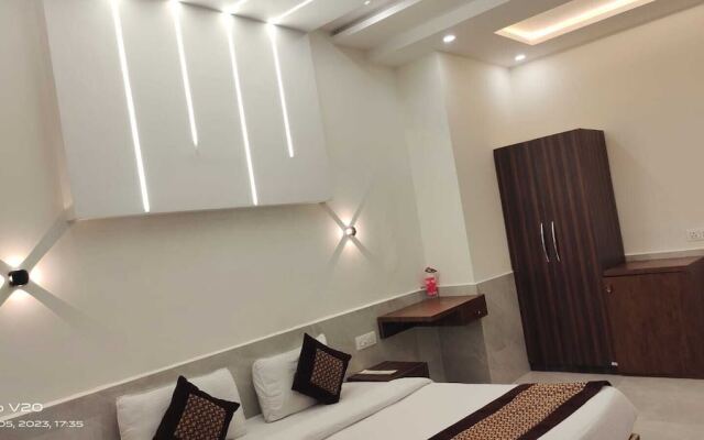 Oyo 90662 Heaven Seven