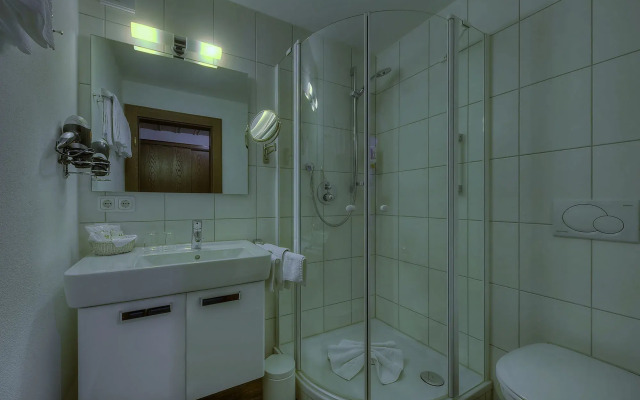 Konigshof Health & View "Gesundheitszentrum fur Naturheilverfahren"