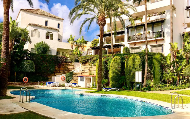 57-Beautiful Apartment with Stunning Views in Calahonda, Mijas