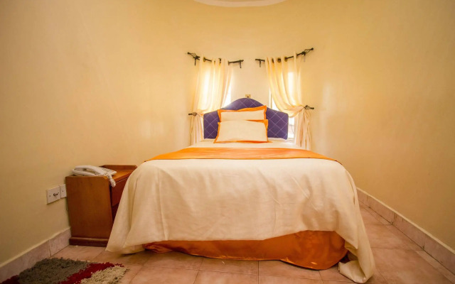 Lowela Hotel