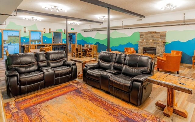 Pintler's Portal Hostel