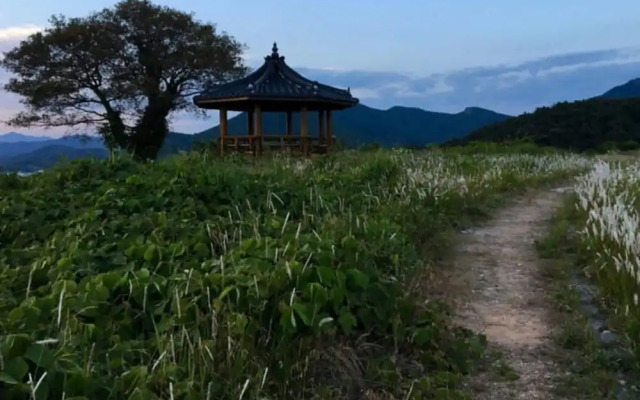 Tongyeong Moda Guest House