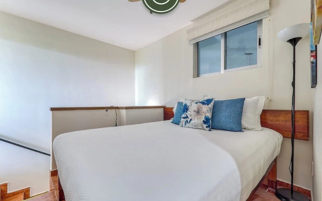 Beachfront 2BR Condo With Pool and Beachclub