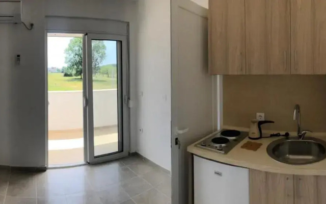 Ulcin Relax Apartments & Rooms