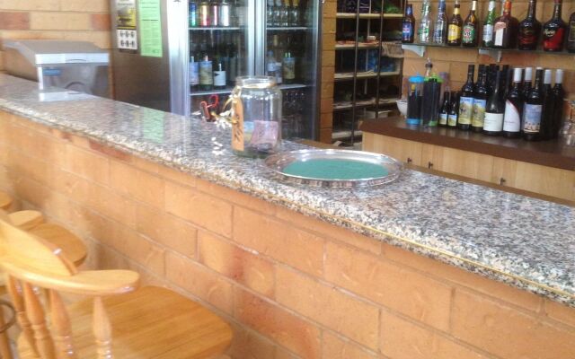 North Parkes Motel
