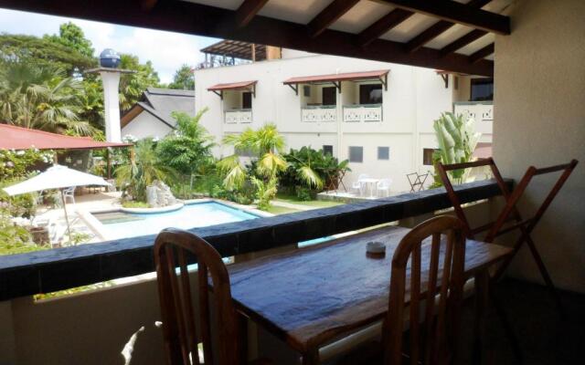 TipTop Hotel, Resto and Delishop