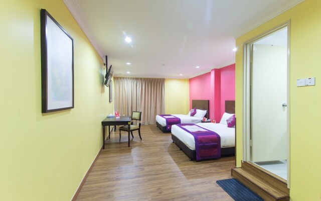 OYO 308 Hotel Sunjoy 9