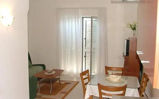 Apartments Oceania