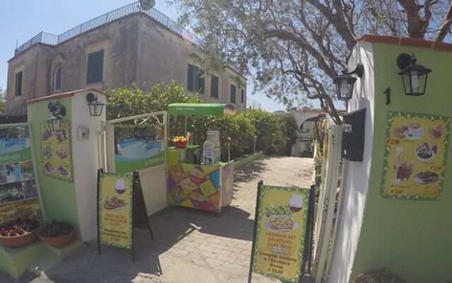 hotel la rondinella