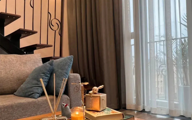 L'A Suites Pentstudio West Leak Hanoi
