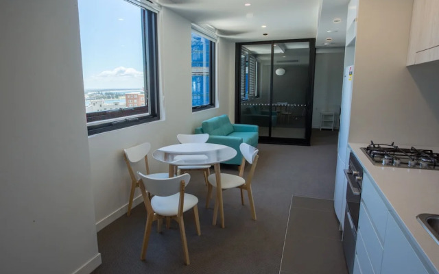 Newcastle Beach 1-BR Apartment w/ City views