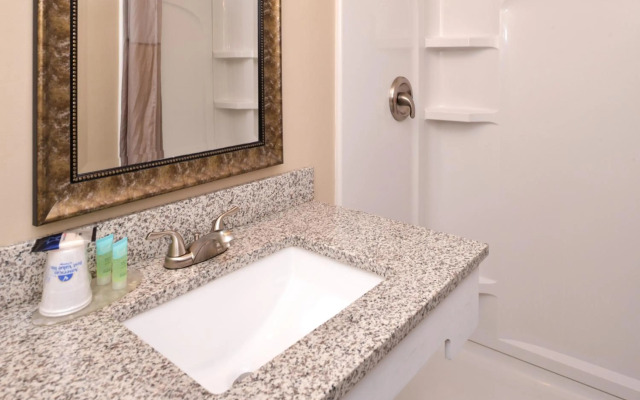 Americas Best Value Inn Putnam