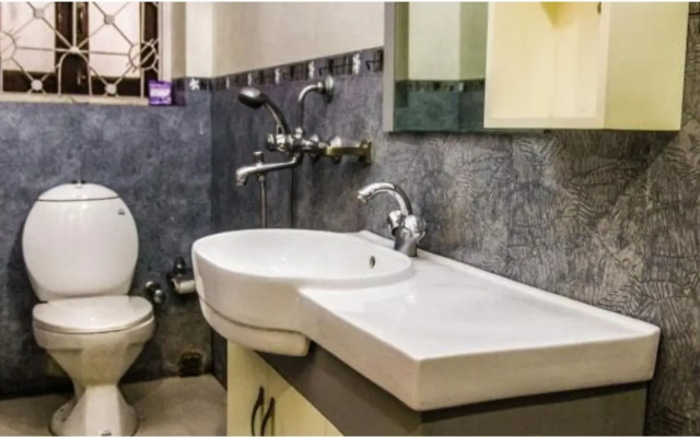 Hotel Basera