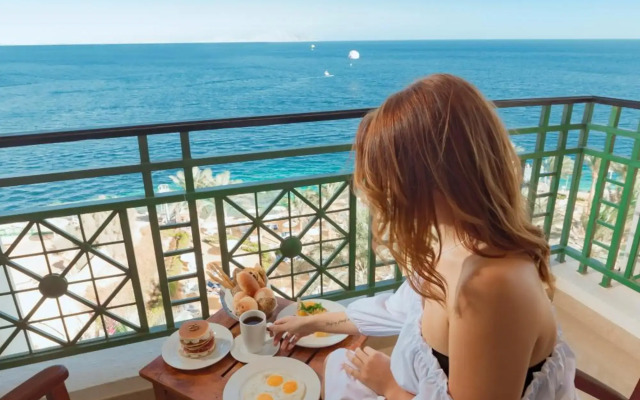 Stella Di Mare Beach Hotel & Spa