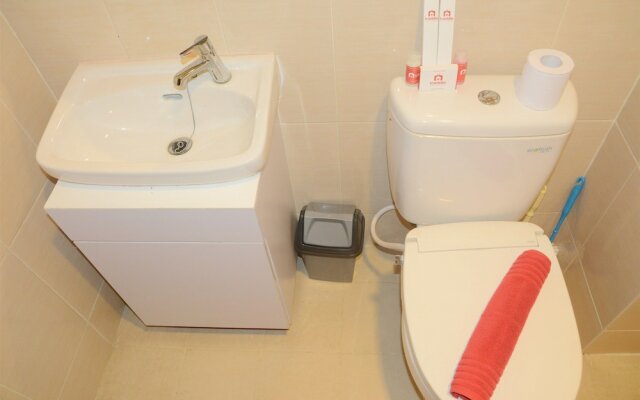 Minimalist Studio The Oasis Apartment Lippo Cikarang