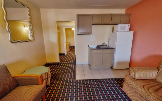 Seashire Inn & Suites