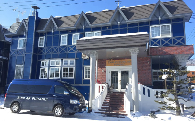 Chalet Burlap Furanui