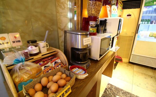 G-Stay Praha Hotel