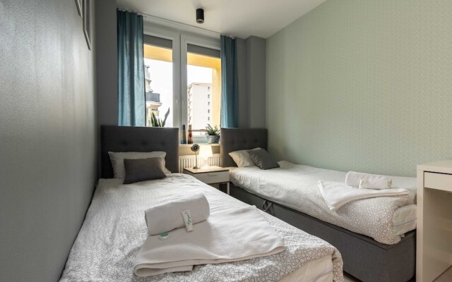 Warsaw Concierge Silver Apartment