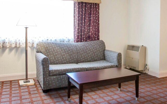 Quality Inn Near Mammoth Mountain Ski Resort