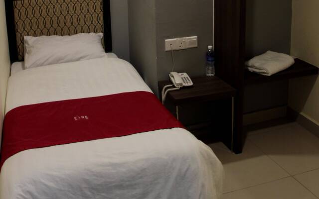 FINE Hotel