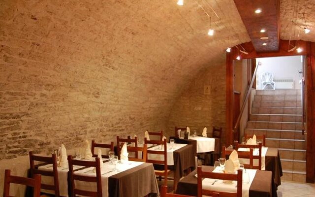 Hotel du Donjon
