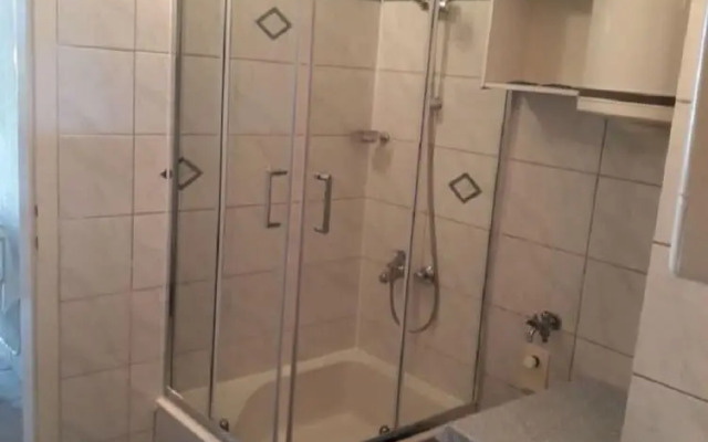 Ivy - 300 m to the sea - A1